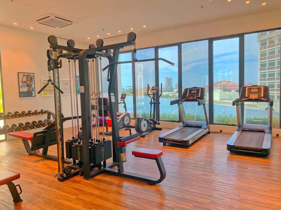 Netflix 2 Bedroom Troika Kota Bharu Homestay 1812 Экстерьер фото