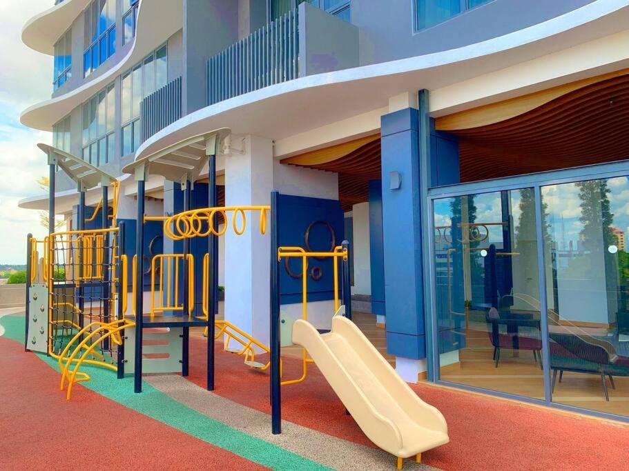 Netflix 2 Bedroom Troika Kota Bharu Homestay 1812 Экстерьер фото